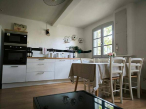 Appartement calme plein centre historique